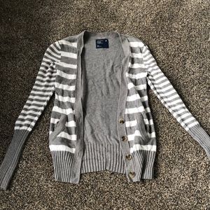 American Eagle Outfitters Cardigan